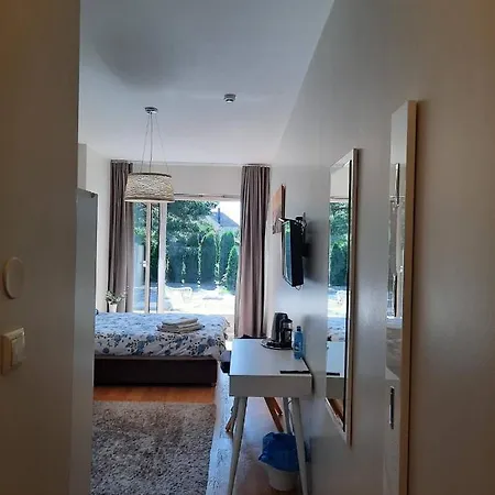 아파트 Kena Terrassiga Aisa 39 페르누
