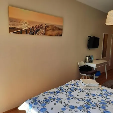 아파트 Kena Terrassiga Aisa 39 *