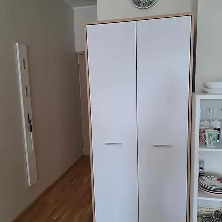 아파트 Kena Terrassiga Aisa 39 *
